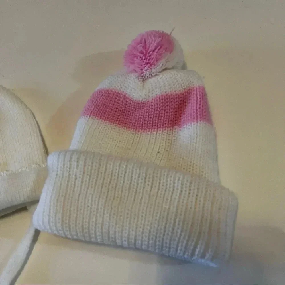 Vintage Newborn Baby Infant Toddler Knit Hat Beanie Lot Of 2 Acrylic